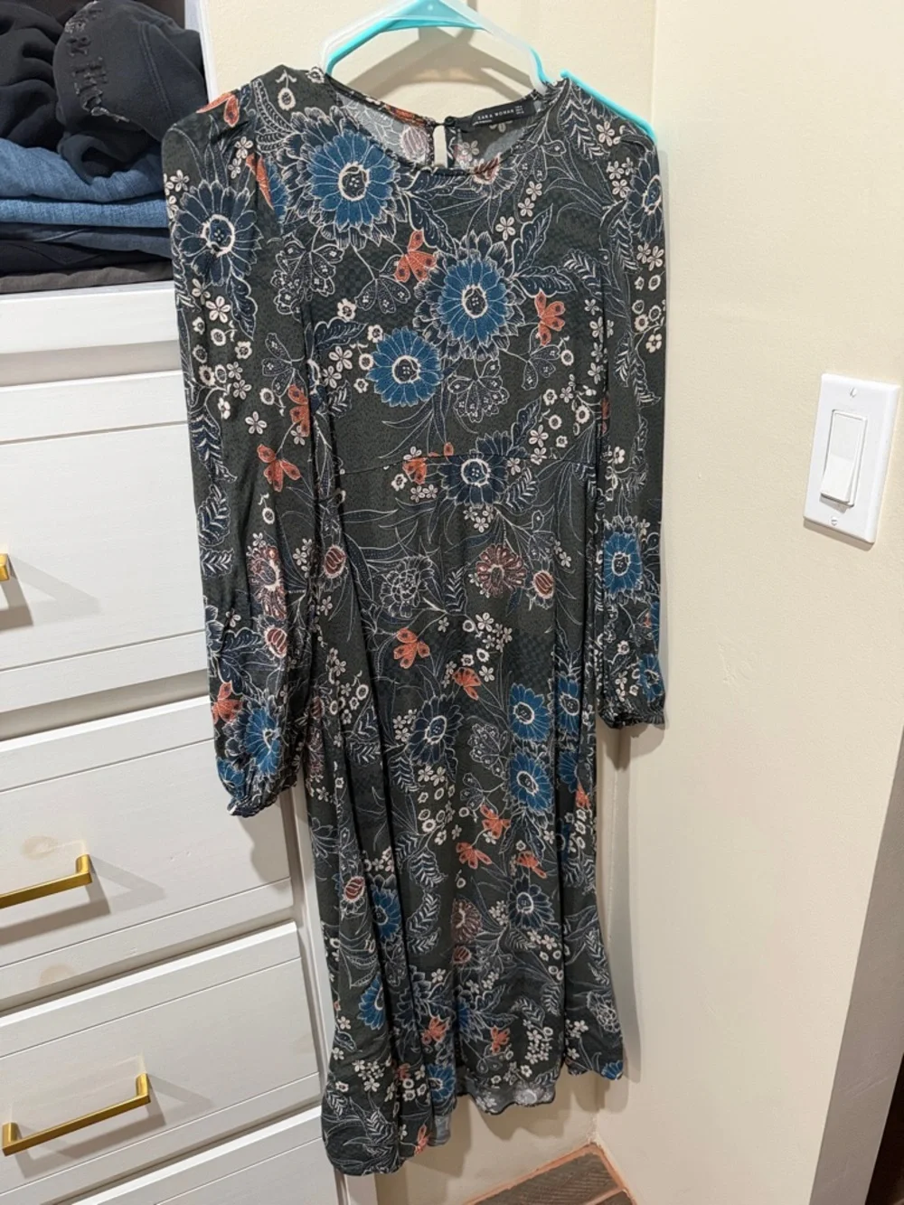 Zara Dark Green Floral Long-Sleeve Midi Dress with Blue and Rust Accents - Picture 3 of 7